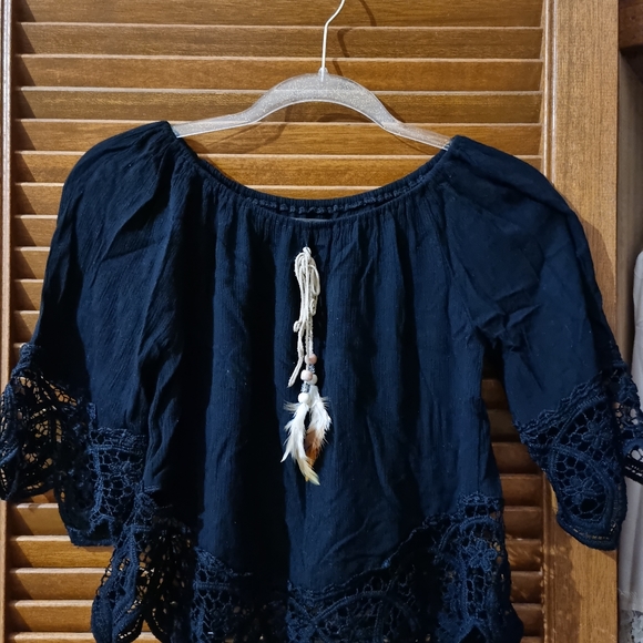 Top - Picture 3 of 4